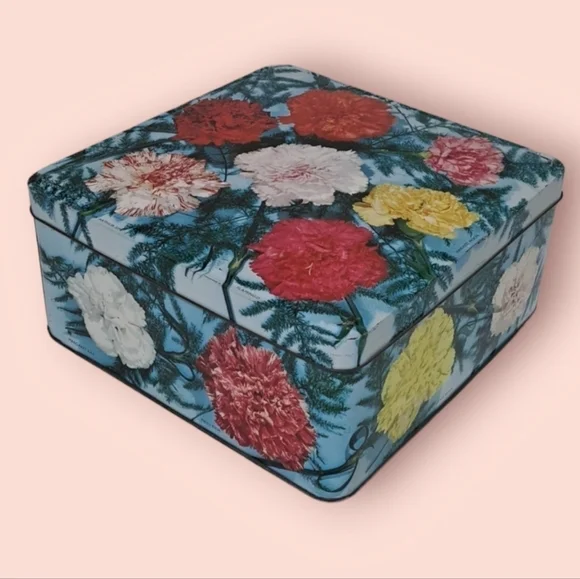 RARE Carr’s of England Floral Tin 💐 | Vintage Cookie Box | Hood-Cottagecore - Picture 2 of 12